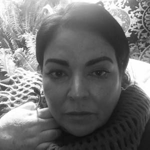 Meet your Posher, Liz